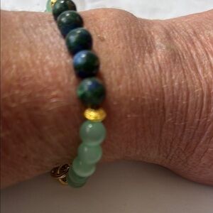 Hand Crafted Green and Gold Beaded Bracelet